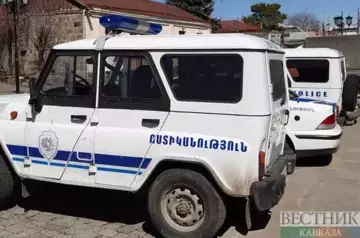 Armenia begins demining new area on border with Azerbaijan