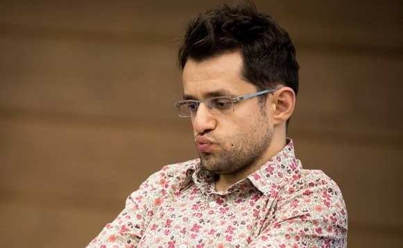 Levon Aronian switches to the USA