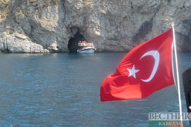 Russian tanker collides with Turkish fishing vessel