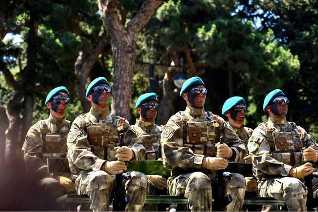 Azerbaijan outranks Armenia in military strength rating by 44 spots