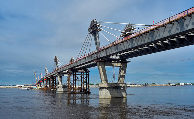 Russia and China to be linked by first car bridge