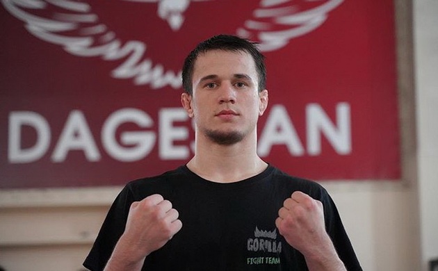 Nurmagomedov defeats Kvarnstrom at first round