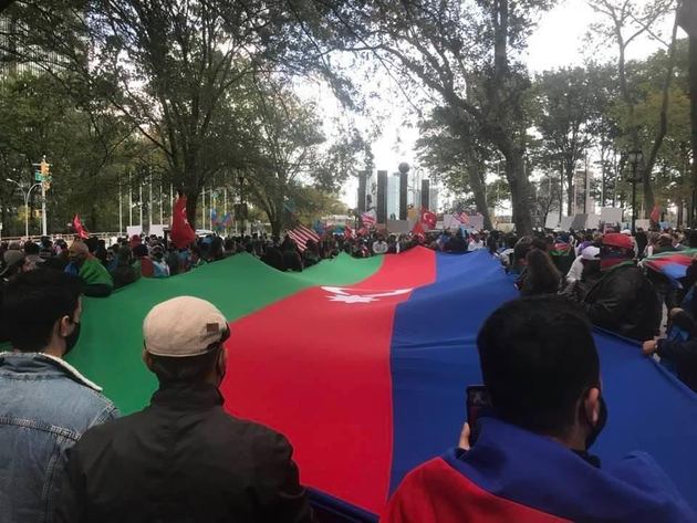 Azerbaijani diaspora in London and Hague protests against terror of Armenian Armed Forces in Ganja