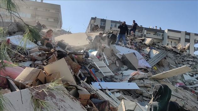Number of earthquake victims rises in Turkey