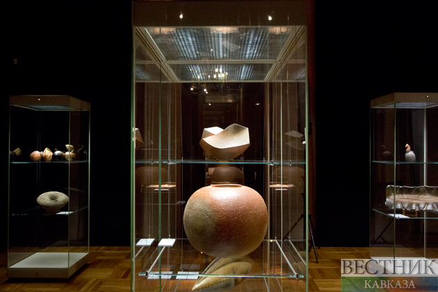 Japanese ceramics at Museum of Oriental Art