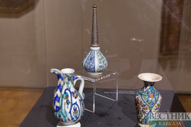 16th-19th-centuries Ottoman ceramics at Museum of Oriental Art (photo report)