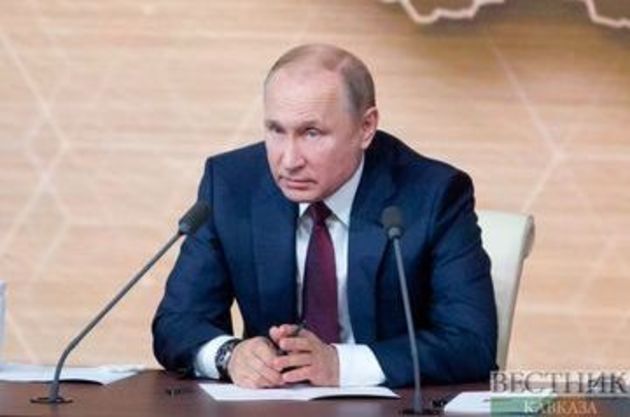 Putin points to declining economic situation in Russia