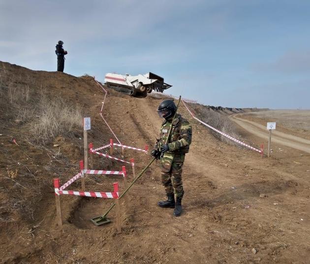 Azerbaijani and Russian sappers start demining liberated territories (PHOTO, VIDEO)