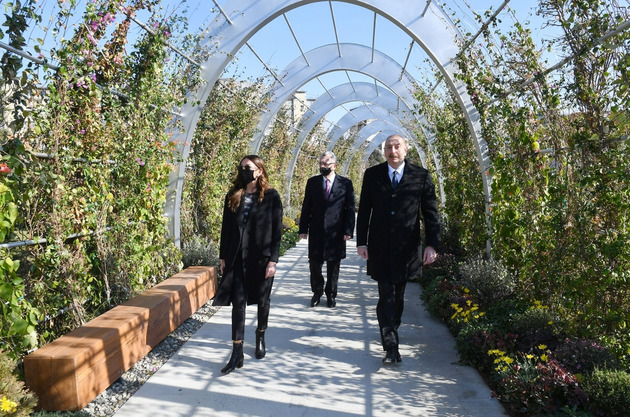 Ilham Aliyev and Mehriban Aliyeva inaugurate several social facilities in Absheron district (PHOTO)