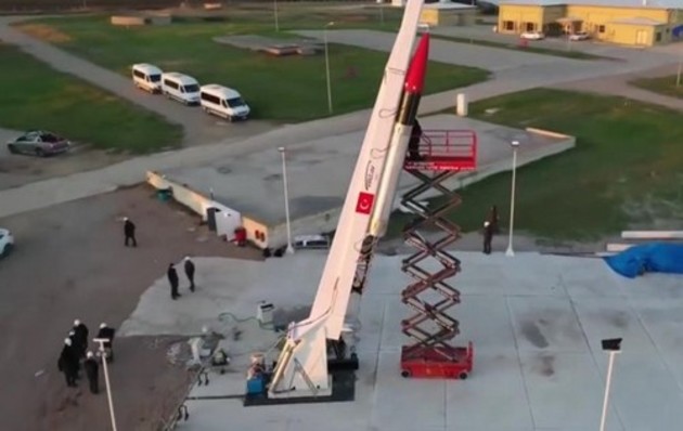 Turkey to develop hybrid rocket tech for moon mission