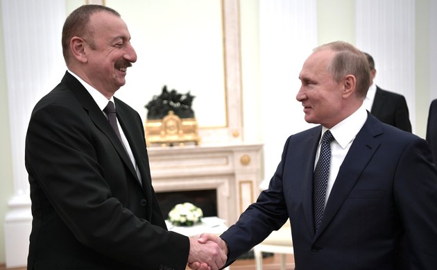 Ilham Aliyev congratulates Vladimir Putin on Victory Day