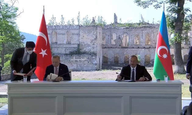 Leaders of Azerbaijan and Turkey signed Shusha declaration