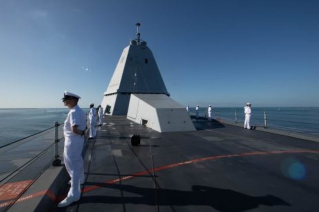 US Navy’s Zumwalt Destroyers to Carry 12 Hypersonic Weapons in 2025
