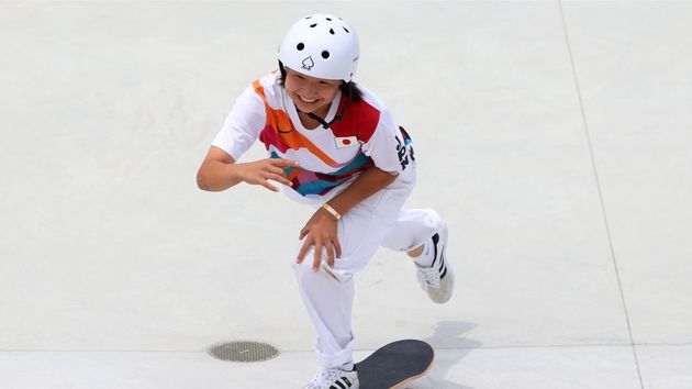  Japanese Teenager wins skateboarding gold at just 13