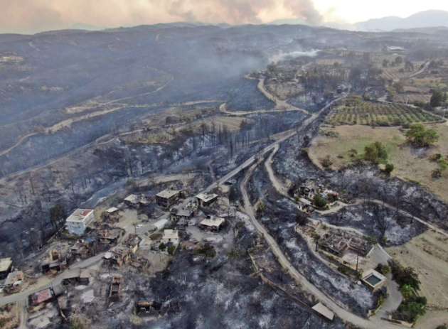 Forest fires linger in Turkey’s resort towns days later