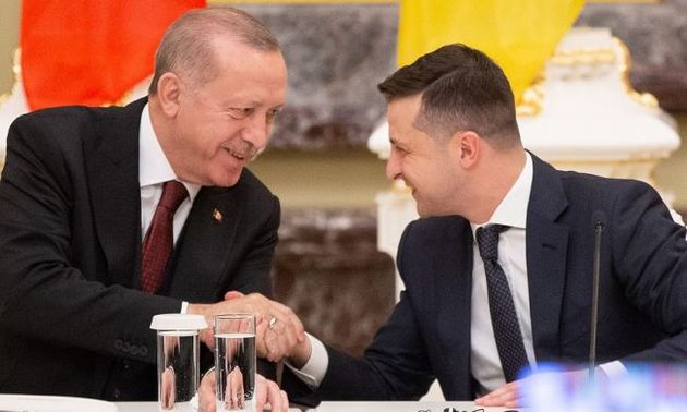 Erdogan and Zelenskiy discuss bilateral relations, regional issues