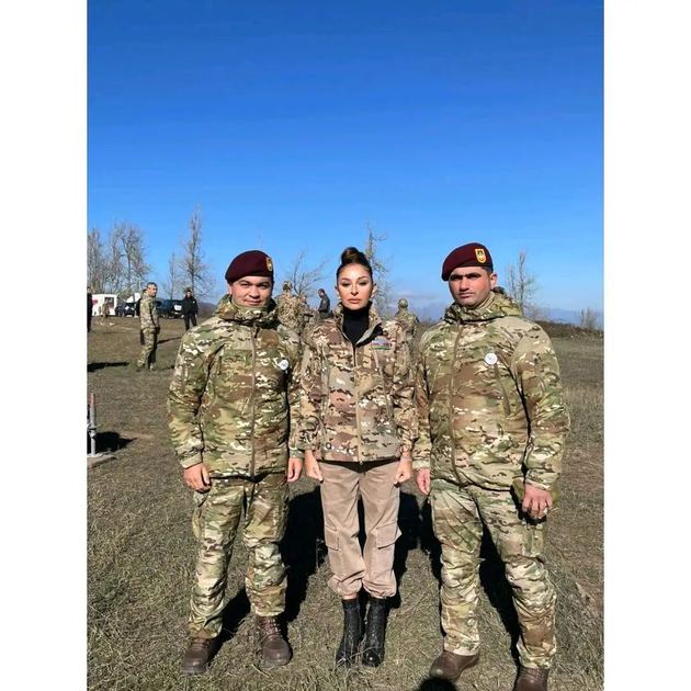 Mehriban Aliyeva shares photos taken with Azerbaijani soldiers and officers on Jydyr Duzu (PHOTOS)