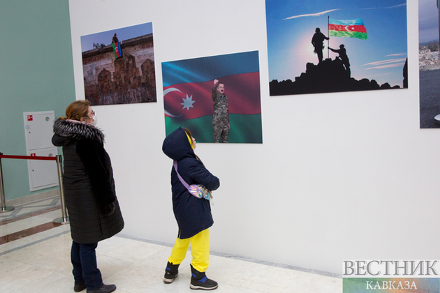 Exhibition in the Pavilion &quot;Azerbaijan&quot; to the Victory Day and the National Flag Day of Azerbaijan (photo report)