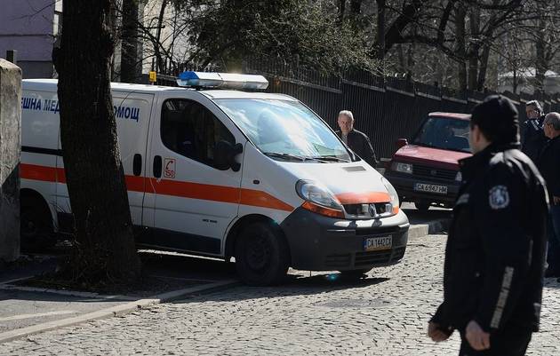 Bus crash in Bulgaria kills dozens, including children