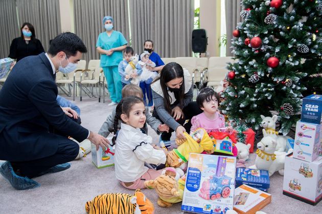 New Year celebration organized for children in need of special care, orphans at Mehriban Aliyeva&#039;s initiative (PHOTO/VIDEO)