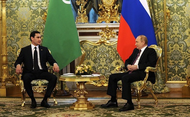 Vladimir Putin and Serdar Berdimuhamedov hold first ever face-to-face talks