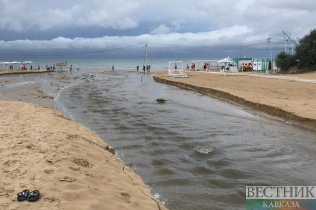 Sochi beaches closed for swimming due to rain and thunderstorms