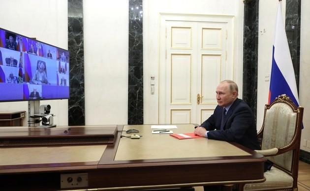 Putin discusses escalation in Karabakh with Security Council