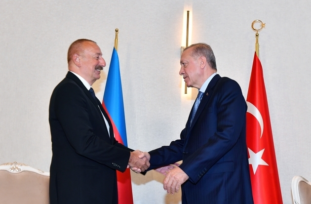 Ilham Aliyev and Recep Tayyip Erdogan meet in Samarkand