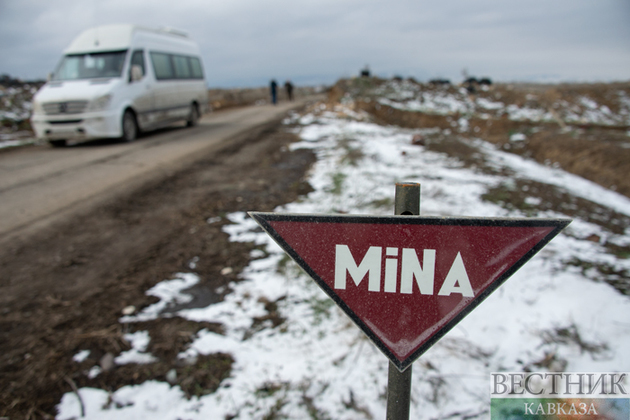 Armenia continue to mine Azerbaijan&#039;s liberated lands