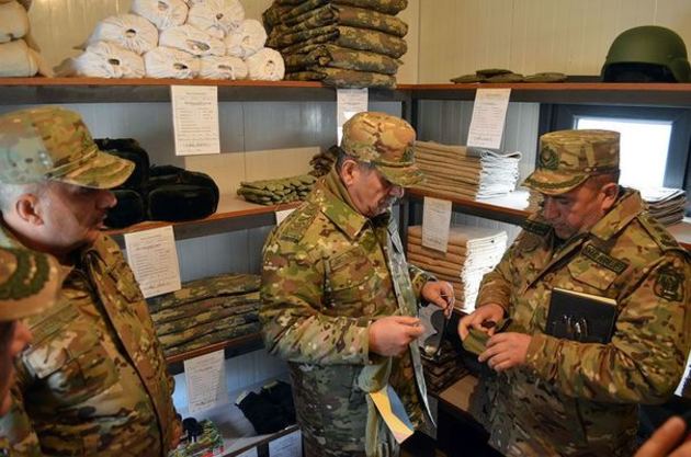 Azerbaijani Defense Minister visits military units on Armenian border