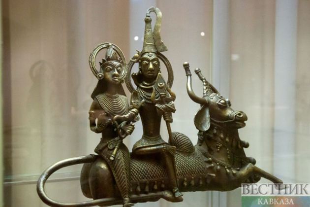 Dhokra: the heavenly and the earthly in the traditional bronze of Indian tribes