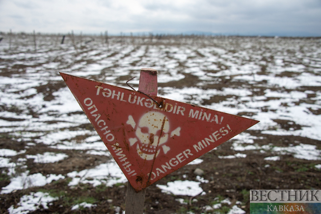 Eight citizens hit landmine, one dead in Azerbaijan&#039;s Kalbajar