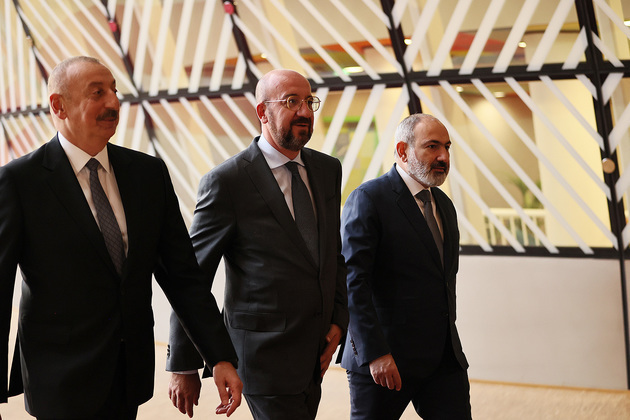3rd meeting in a month: what to expect from Aliyev-Pashinyan summit in Chisinau?