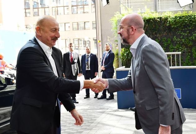 Ilham Aliyev arrives in Brussels on the eve of meeting with Pashinyan