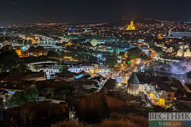 August photos: flowers in Moscow, Tbilisi at night, Sulak Canyon, Caucasian Mineral Waters