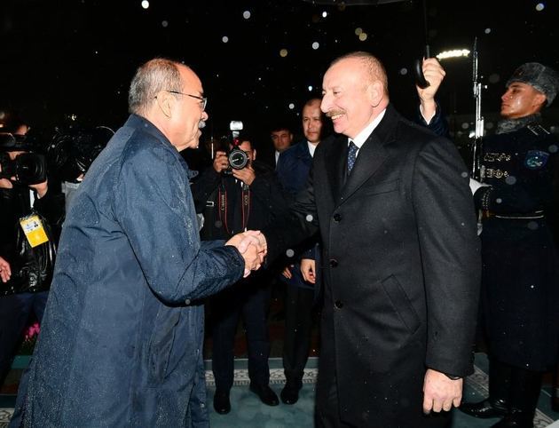 Ilham Aliyev embarks on visit to Uzbekistan