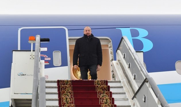 Ilham Aliyev arrives on working visit to Vladimir Putin
