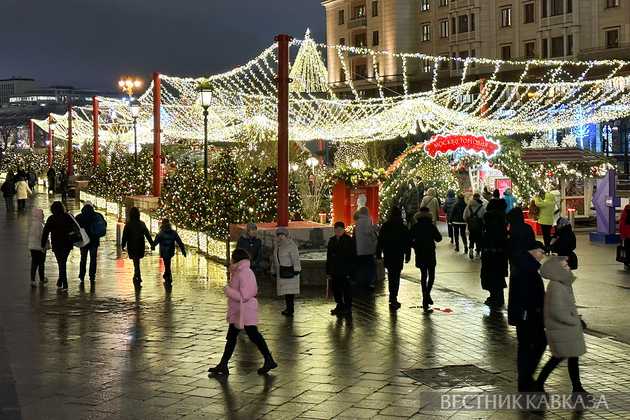Journey to Christmas 2024: New Year is already in the streets of Moscow