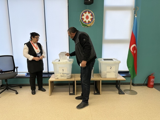 Early presidential election in Azerbaijan comes to an end