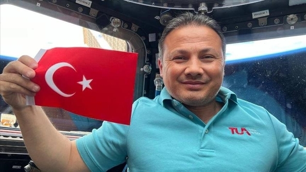 First Turkish astronaut returned to Earth