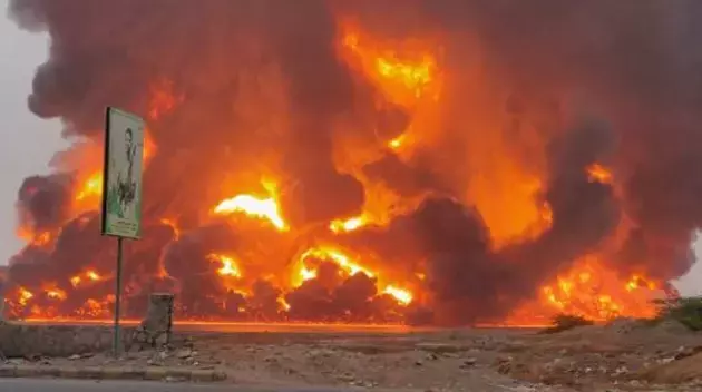 Israel attacks Yemen&#039;s oil facilities