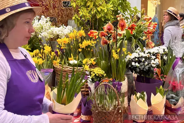 Spring flowers in Moscow: how the capital is preparing for March 8