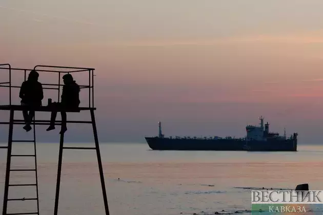 Trump extends ban on Russian-affiliated vessels’ anchorage and movement to  US ports 