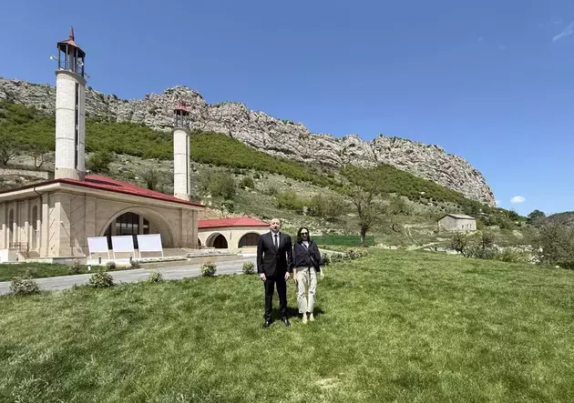 Ilham, Mehriban Aliyev visited Shusha district