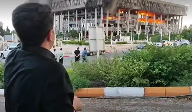 Four bombs hit Iranian IRIB building