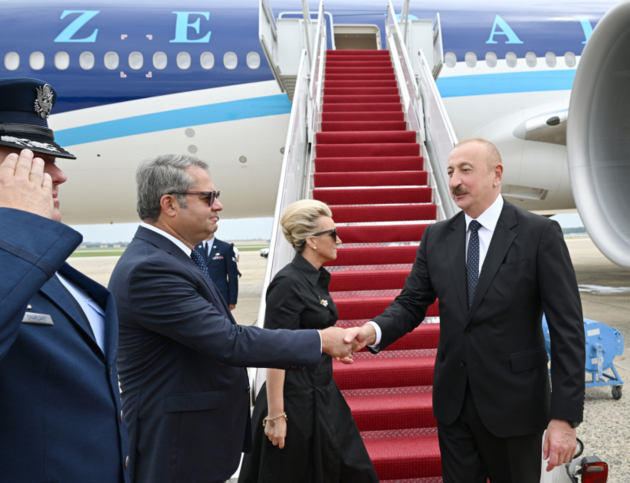 Ilham Aliyev arrives in Washington