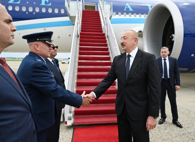 Ilham Aliyev arrives in Washington