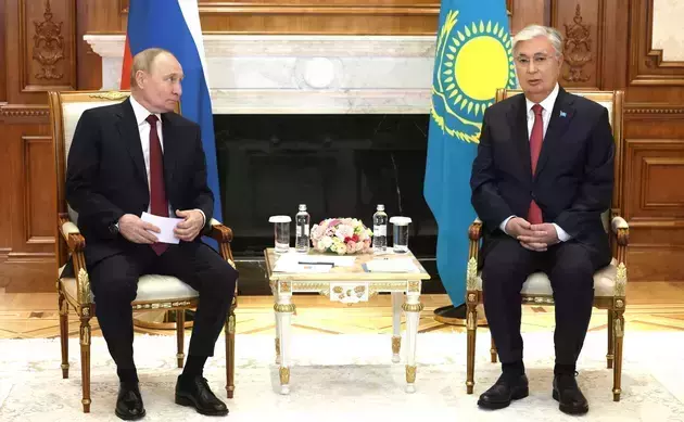 Kazakh President congratulates Vladimir Putin on Alaska meeting outcome