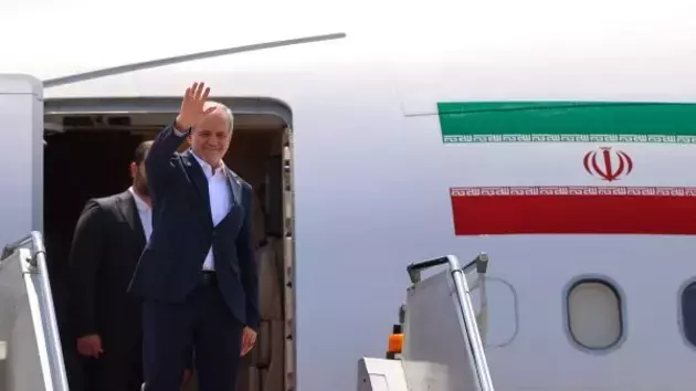 Pezeshkian begins visit to Armenia