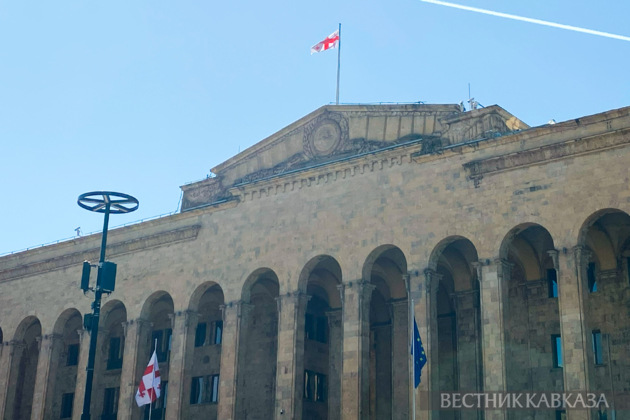 Opposition returns to Georgian parliament